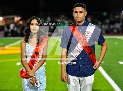 Thumbnail 1 in St. Mary's @ Glendale (Homecoming) photogallery.