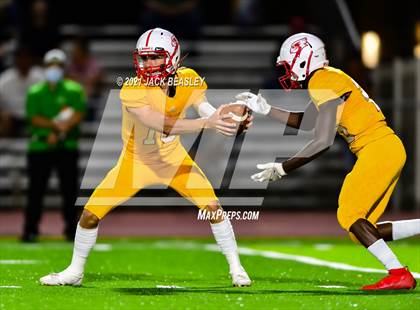 Thumbnail 1 in St. Mary's @ Glendale (Homecoming) photogallery.