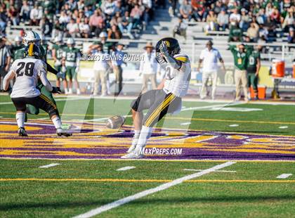 Thumbnail 1 in Mountain View vs. Palo Alto (CIF CCS D4 Finals) photogallery.
