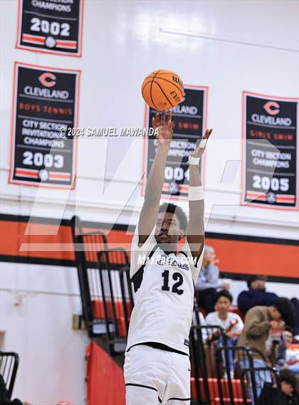 Thumbnail 2 in Sierra Canyon vs Cerritos photogallery.