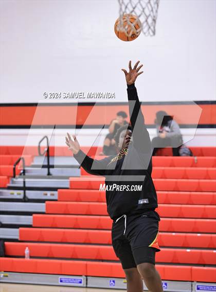 Thumbnail 3 in Sierra Canyon vs Cerritos photogallery.