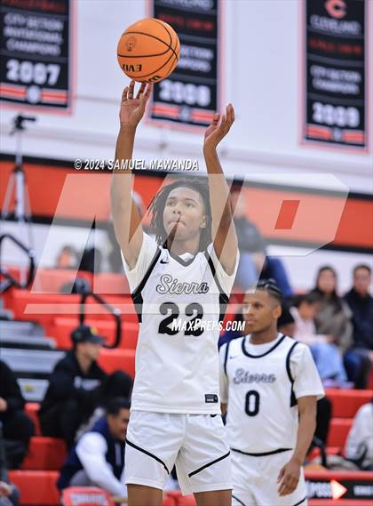 Thumbnail 2 in Sierra Canyon vs Cerritos photogallery.