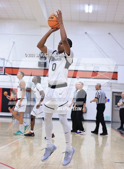Thumbnail 3 in Sierra Canyon vs Cerritos photogallery.