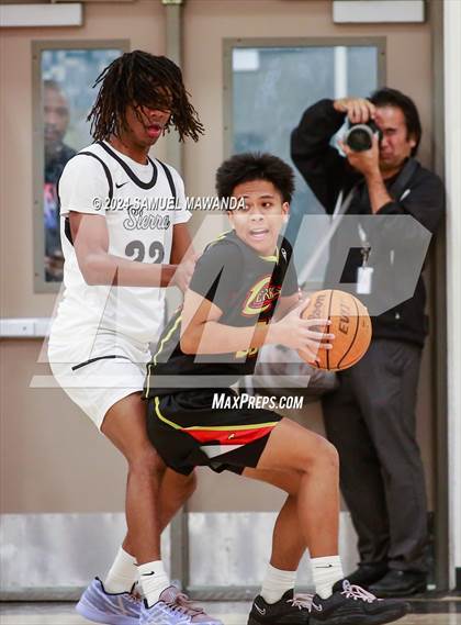 Thumbnail 2 in Sierra Canyon vs Cerritos photogallery.