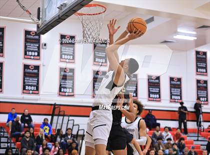 Thumbnail 3 in Sierra Canyon vs Cerritos photogallery.