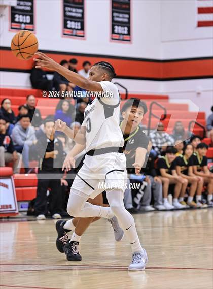 Thumbnail 3 in Sierra Canyon vs Cerritos photogallery.