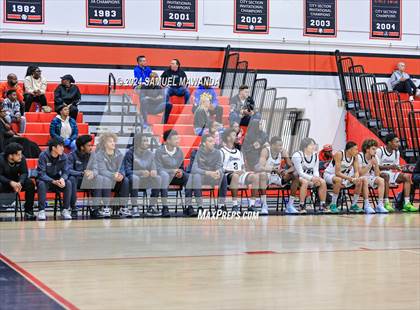 Thumbnail 2 in Sierra Canyon vs Cerritos photogallery.