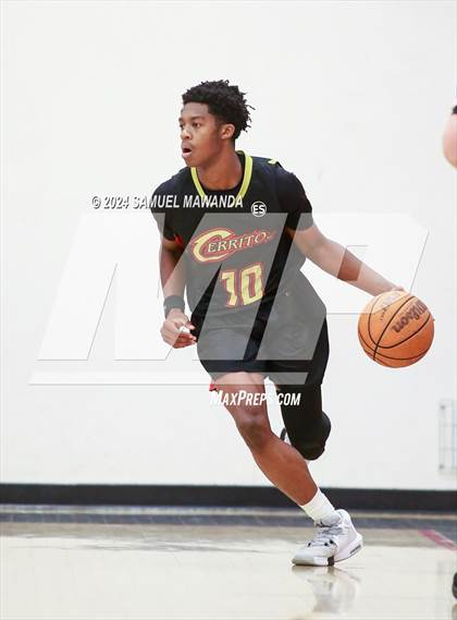 Thumbnail 2 in Sierra Canyon vs Cerritos photogallery.