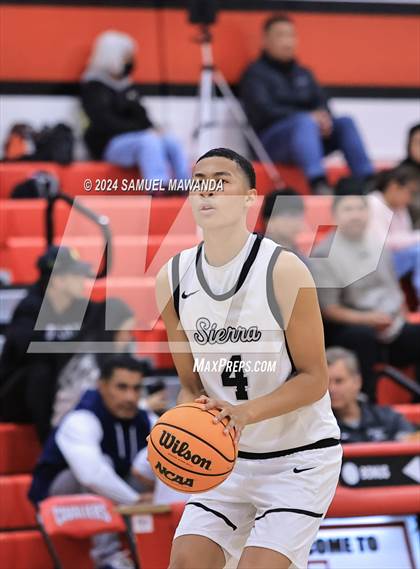 Thumbnail 2 in Sierra Canyon vs Cerritos photogallery.