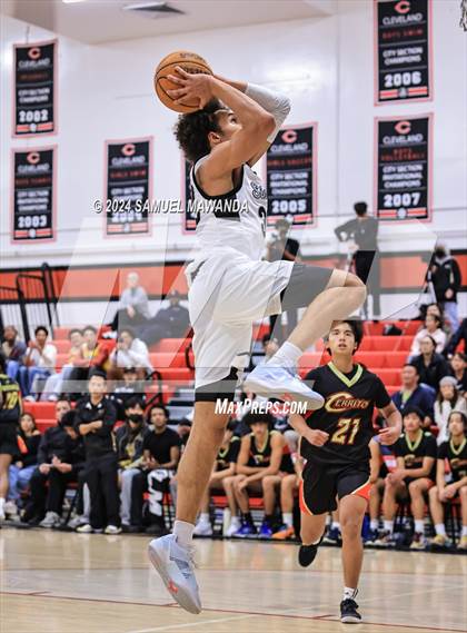 Thumbnail 3 in Sierra Canyon vs Cerritos photogallery.