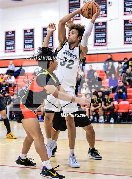 Thumbnail 1 in Sierra Canyon vs Cerritos photogallery.