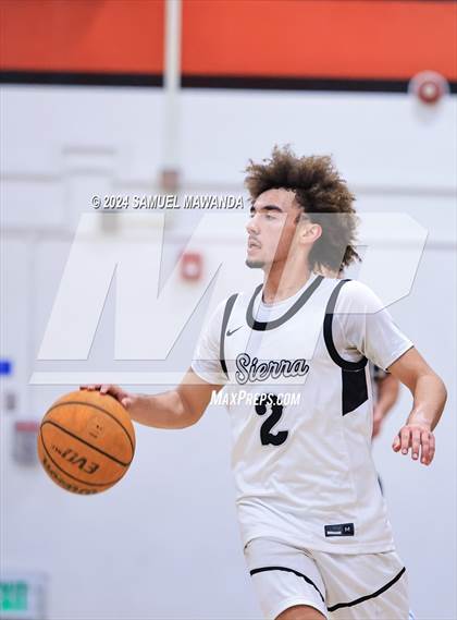 Thumbnail 1 in Sierra Canyon vs Cerritos photogallery.