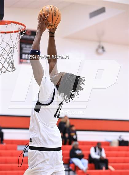 Thumbnail 2 in Sierra Canyon vs Cerritos photogallery.