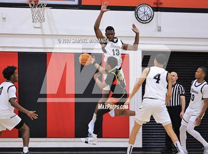 Thumbnail 1 in Sierra Canyon vs Cerritos photogallery.