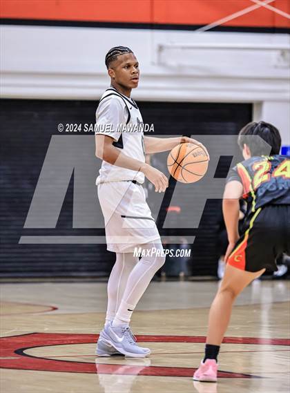 Thumbnail 2 in Sierra Canyon vs Cerritos photogallery.