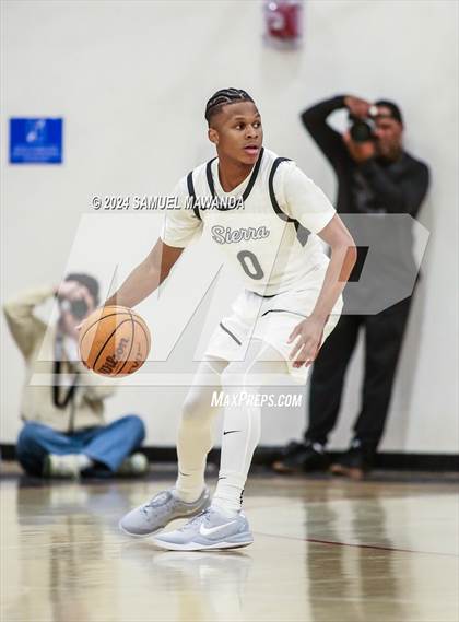 Thumbnail 2 in Sierra Canyon vs Cerritos photogallery.