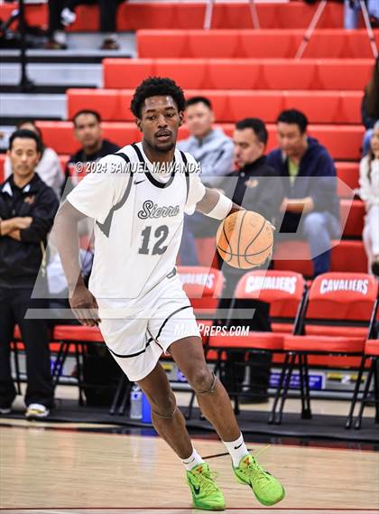 Thumbnail 2 in Sierra Canyon vs Cerritos photogallery.