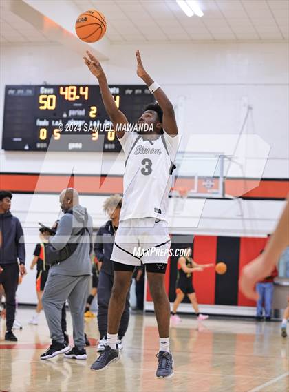 Thumbnail 3 in Sierra Canyon vs Cerritos photogallery.