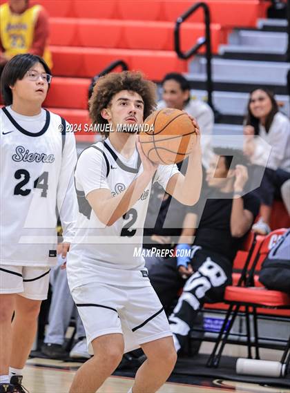 Thumbnail 1 in Sierra Canyon vs Cerritos photogallery.