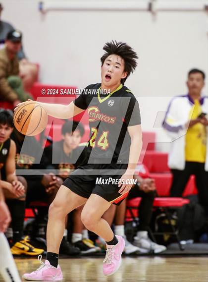 Thumbnail 3 in Sierra Canyon vs Cerritos photogallery.