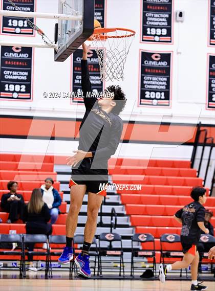 Thumbnail 3 in Sierra Canyon vs Cerritos photogallery.
