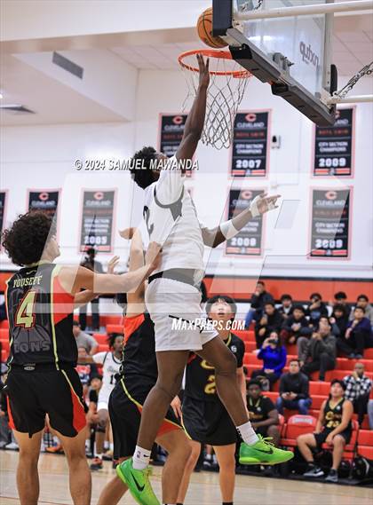 Thumbnail 2 in Sierra Canyon vs Cerritos photogallery.