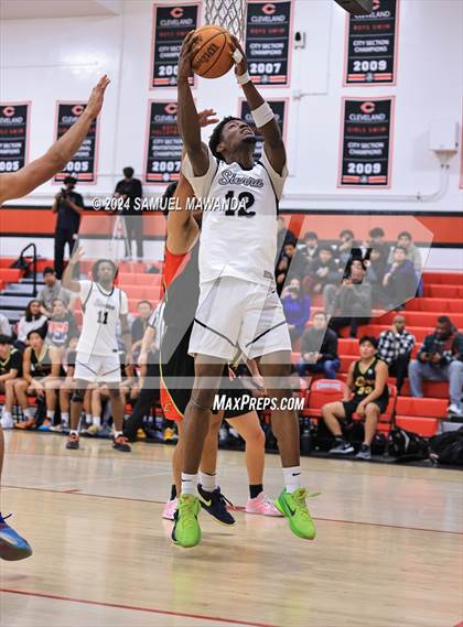 Thumbnail 3 in Sierra Canyon vs Cerritos photogallery.