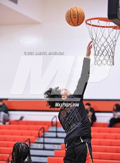 Thumbnail 2 in Sierra Canyon vs Cerritos photogallery.