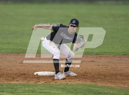 Thumbnail 2 in GVCS Broadfording @ Musselman photogallery.