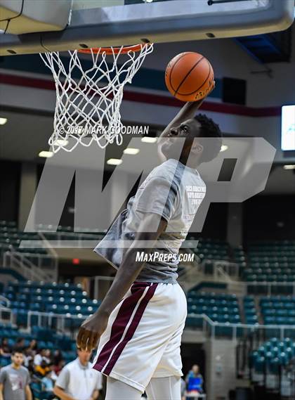 Thumbnail 1 in Cinco Ranch vs Fort Bend Bush (UIL 6A Regional Quarterfinal Playoff) photogallery.