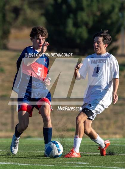 Thumbnail 2 in Kent Denver vs Middle Park (CHSAA 3A round 1) photogallery.