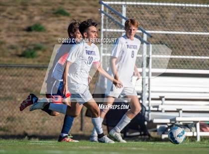 Thumbnail 2 in Kent Denver vs Middle Park (CHSAA 3A round 1) photogallery.