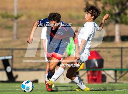 Thumbnail 2 in Kent Denver vs Middle Park (CHSAA 3A round 1) photogallery.