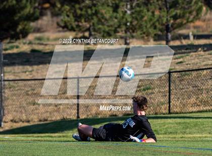 Thumbnail 3 in Kent Denver vs Middle Park (CHSAA 3A round 1) photogallery.