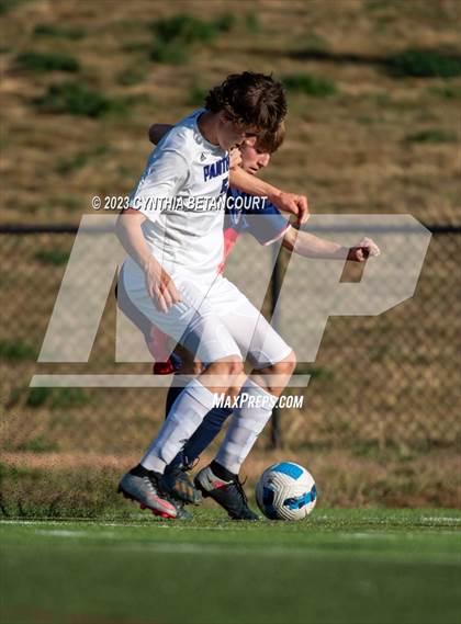 Thumbnail 2 in Kent Denver vs Middle Park (CHSAA 3A round 1) photogallery.