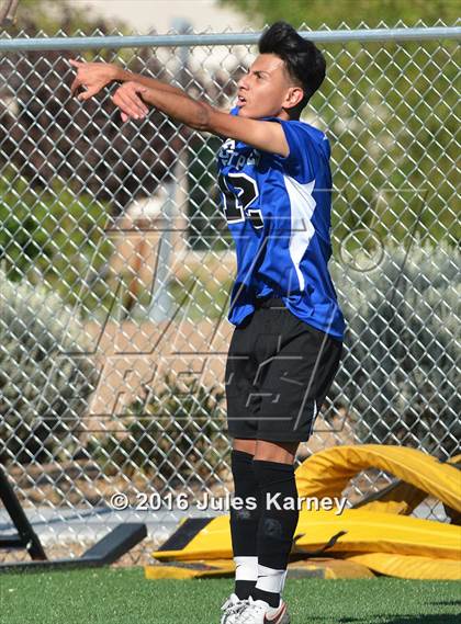 Thumbnail 3 in Bishop Gorman vs Desert Pines photogallery.