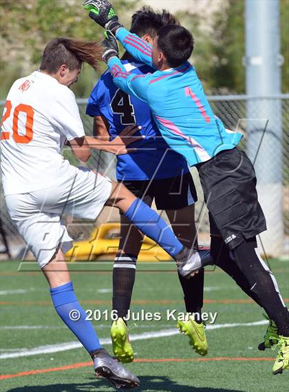 Thumbnail 1 in Bishop Gorman vs Desert Pines photogallery.