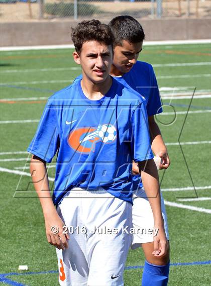 Thumbnail 3 in Bishop Gorman vs Desert Pines photogallery.