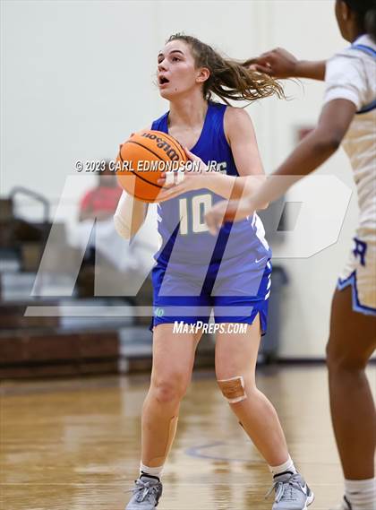 Thumbnail 1 in Notre Dame Academy vs Rockvale photogallery.