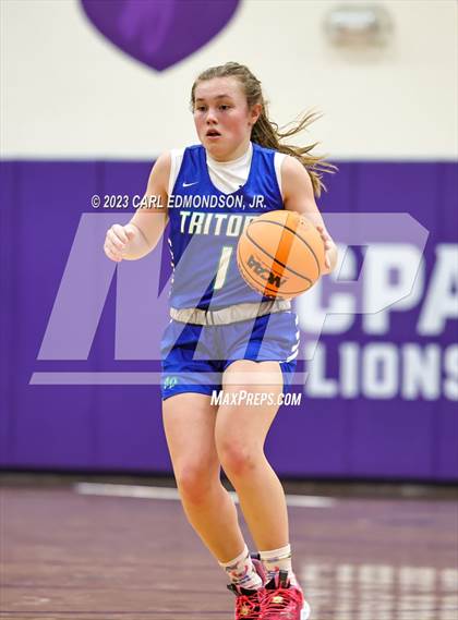 Thumbnail 1 in Notre Dame Academy vs Rockvale photogallery.