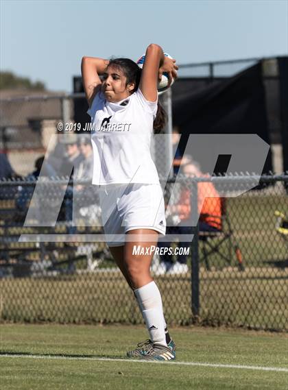 Thumbnail 3 in Lake Cormorant @ Desoto Central photogallery.