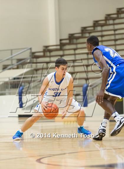 Thumbnail 3 in MacArthur @ South San Antonio (SAISD Tournament) photogallery.