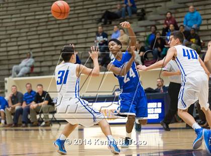 Thumbnail 3 in MacArthur @ South San Antonio (SAISD Tournament) photogallery.