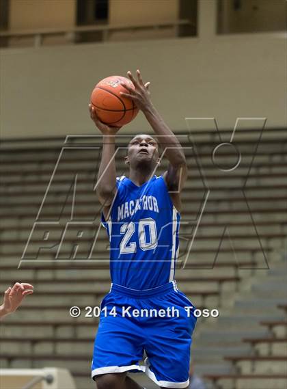 Thumbnail 3 in MacArthur @ South San Antonio (SAISD Tournament) photogallery.
