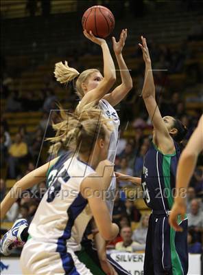 Thumbnail 3 in ThunderRidge vs Highlands Ranch (5A Final Four) photogallery.