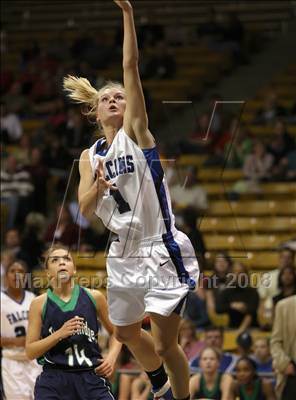 Thumbnail 3 in ThunderRidge vs Highlands Ranch (5A Final Four) photogallery.