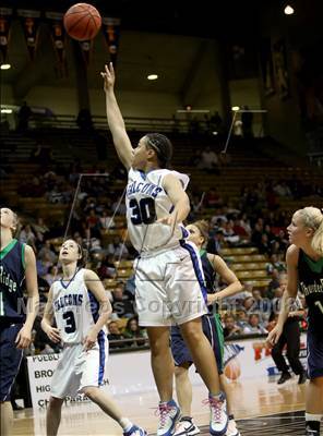 Thumbnail 2 in ThunderRidge vs Highlands Ranch (5A Final Four) photogallery.