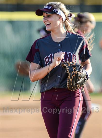 Thumbnail 3 in Lake Highlands @ Plano (UIL 5A Bi-District Playoff) photogallery.