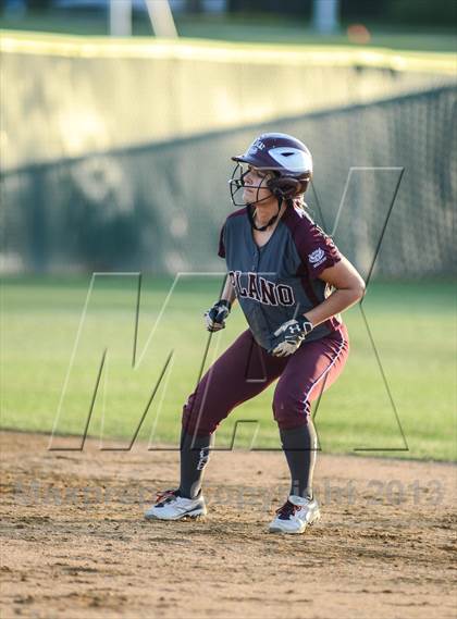 Thumbnail 3 in Lake Highlands @ Plano (UIL 5A Bi-District Playoff) photogallery.