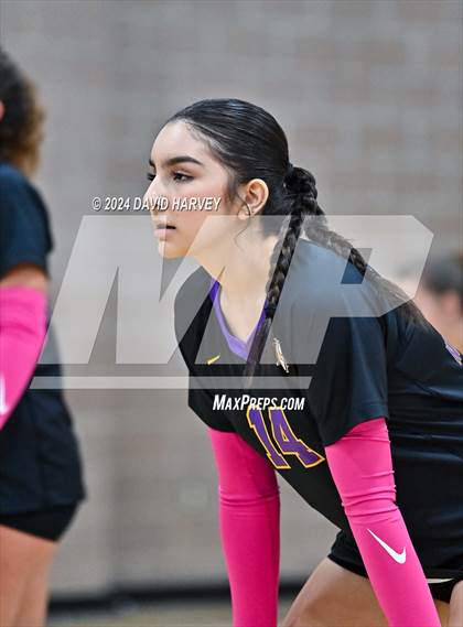 Thumbnail 1 in Rangeview vs Denver North photogallery.